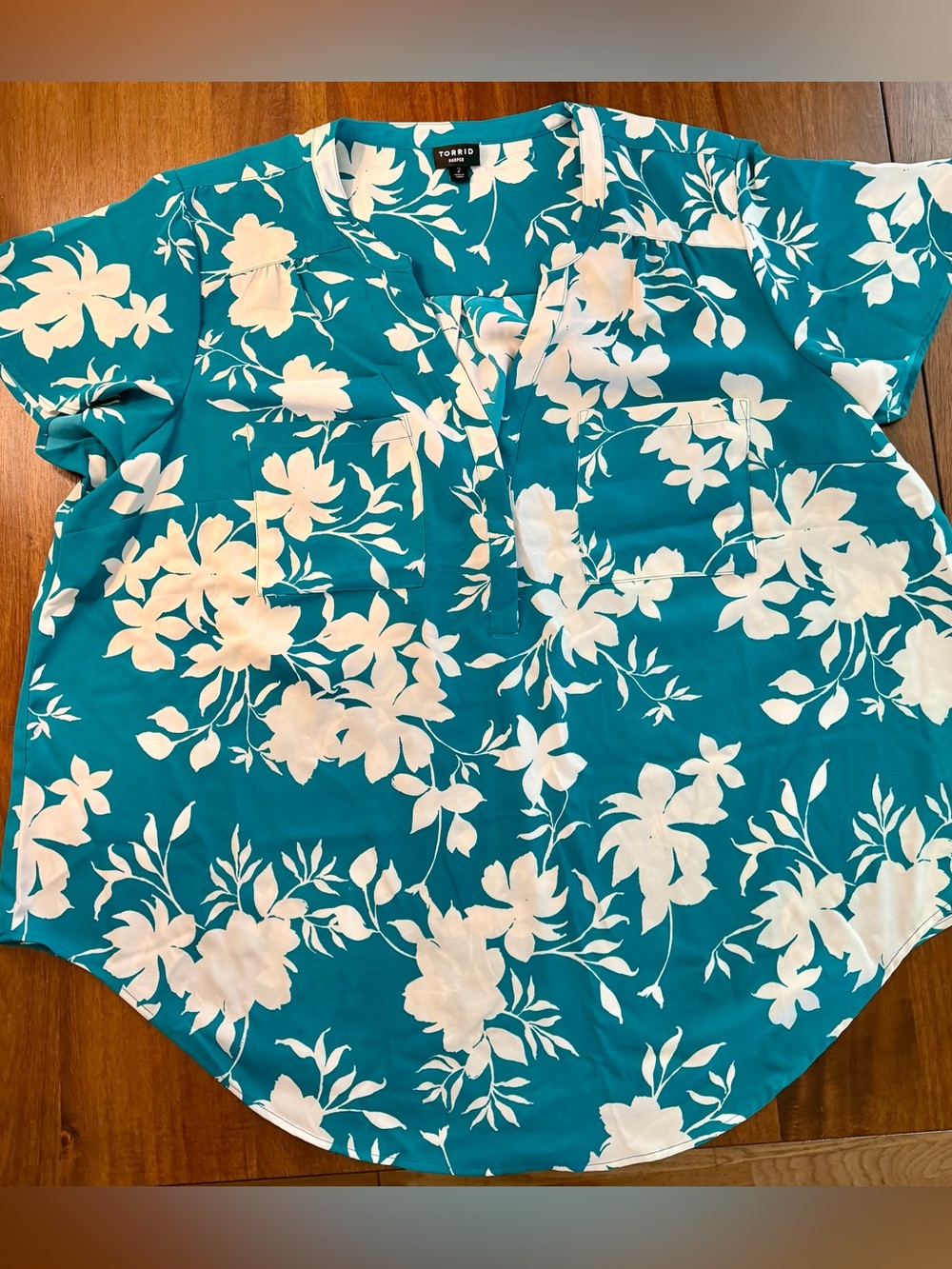 torrid Teal and White Floral Henley Blouse